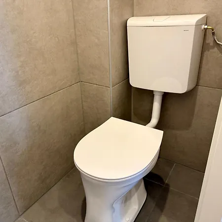 Apartamento Stylish 3 Bedroom With Balcony Near Airport Schwechat