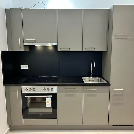 Apartamento Stylish 3 Bedroom With Balcony Near Airport Schwechat